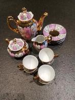 oude theeserviesje, Enlèvement