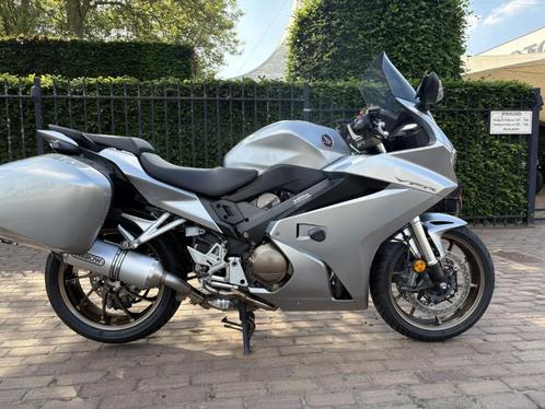 Honda VFR 800 F, Motoren, Motoren | Honda, Bedrijf, Toermotor, meer dan 35 kW, 4 cilinders, Ophalen