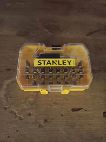 stanley bitsenset 31 delig beschikbaar voor biedingen