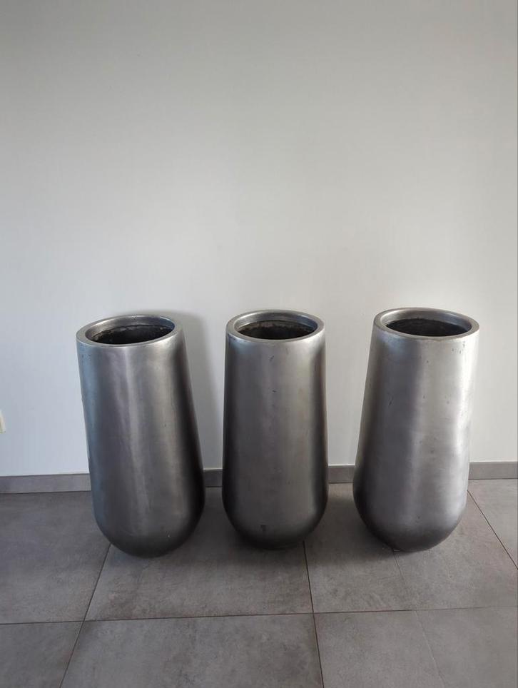 3 grote bloempotten, Tuin en Terras, Bloempotten, Gebruikt, Binnen, Tuin, 70 cm of meer, Minder dan 25 cm, Overige vormen, Ophalen