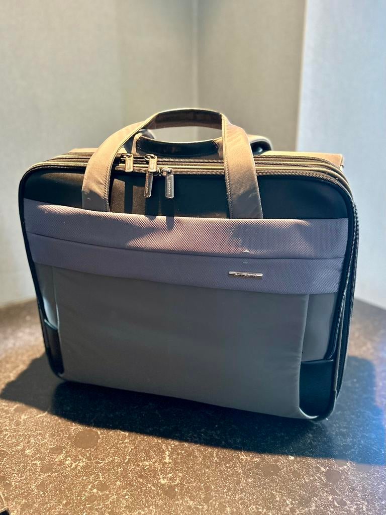 Reiskoffer Samsonite (type ‘Pilotenkoffer’), Computers en Software, Laptoptassen, Gebruikt, Trolleytas, 17 inch of meer, Ophalen of Verzenden