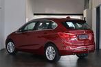 BMW 2 Serie 220 Active Tourer 220iA Luxery Leer Navi Garanti, Auto's, BMW, Automaat, 1998 cc, Gebruikt, 1505 kg