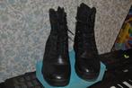 Stevige kinderen laarzen, Kinderen en Baby's, Kinderkleding | Schoenen en Sokken, Ophalen, Jongen, Laarzen, Zo goed als nieuw