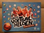 PLAKBOEK  -  ONZE VOETBAL HELDEN - NL EREDIV. JAAR 2019-20, Ophalen of Verzenden, Nieuw, Overige typen
