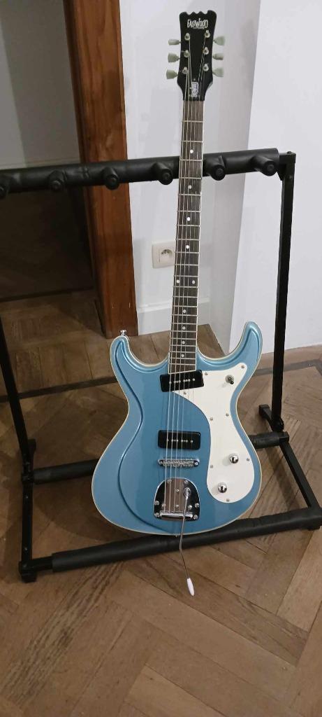 Eastwood Sidejack Baritone DLX pricedrop, Muziek en Instrumenten, Snaarinstrumenten | Gitaren | Elektrisch, Zo goed als nieuw