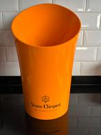 Ijsemmer Veuve Clicquot, Verzamelen, Ophalen