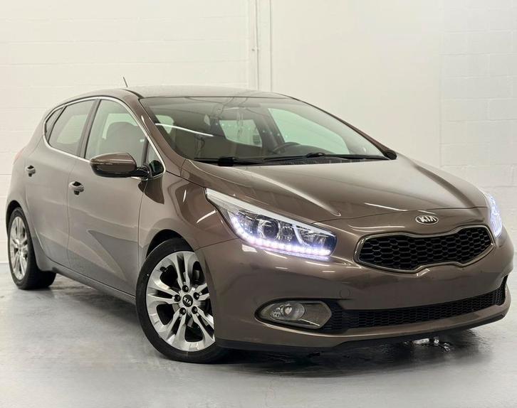 KIA CEED 1.6 CRDI *BOÎTE AUTOMATIQUE* PRETE A IMMATRICULER, Autos, Kia, Entreprise, (Pro) Cee d, ABS, Régulateur de distance, Airbags