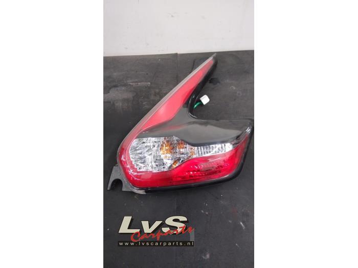 Achterlicht rechts van een Nissan Juke, Gebruikt, -, -, Ophalen of Verzenden