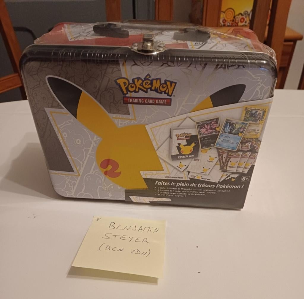 Valisette pokemon 25 ans célébration, Enlèvement, Neuf, Autres types, Foil