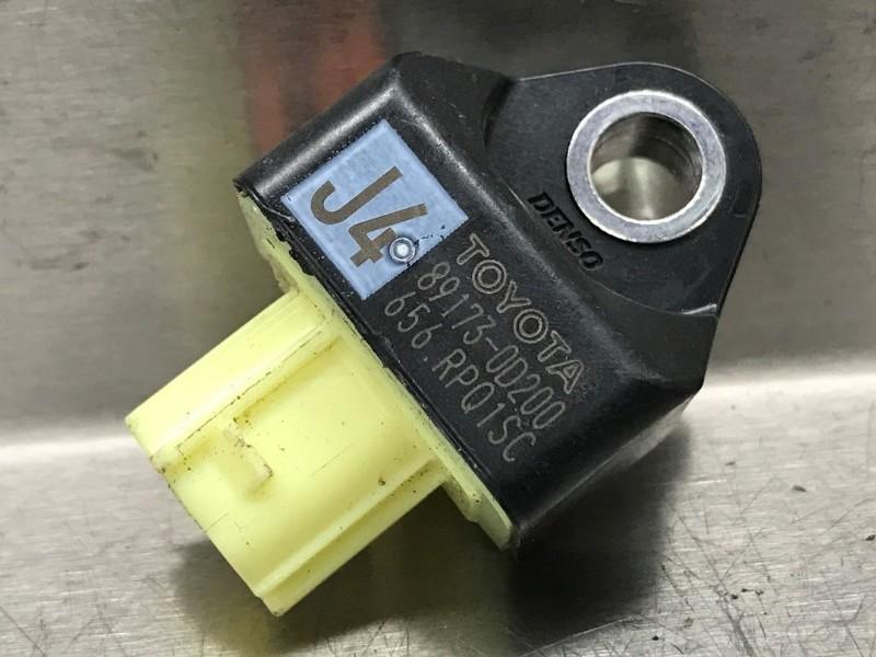 CAPTEUR AIRBAG Yaris IV (P21 / PA1 / PH1) (|891730D200|), Utilisé, Toyota
