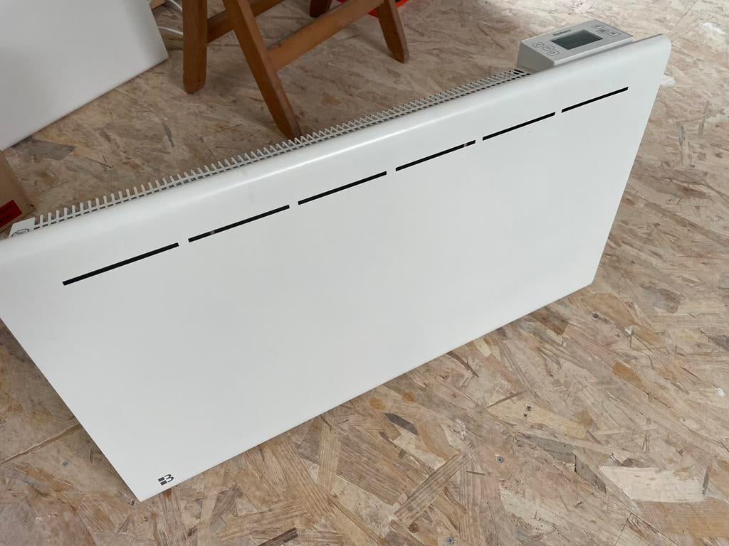Radiateur Bestherm avec céramique en 1500watts, Doe-het-zelf en Bouw, Verwarming en Radiatoren, Zo goed als nieuw, Radiator, Ophalen