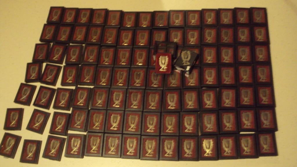 lot pas cher de 90 insignes para, Collections, Objets militaires | Général, Enlèvement ou Envoi