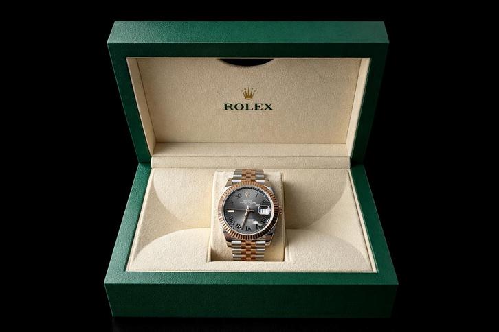 Rolex Datejust — 41 mm — Rolesor Everose — Set complet, Bijoux, Sacs & Beauté, Montres | Hommes, Comme neuf, Rolex, Or, Enlèvement ou Envoi
