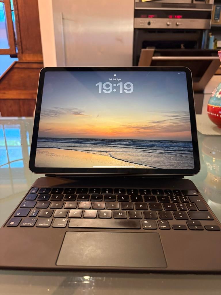 iPad Pro 11’ M1 : capacité de 1 To! + Apple Magic Keyboard, Informatique & Logiciels, Apple iPad Tablettes, Comme neuf, 11 pouces