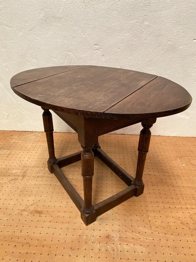 Tablette à abattants (style anglais années 30-40), Enlèvement