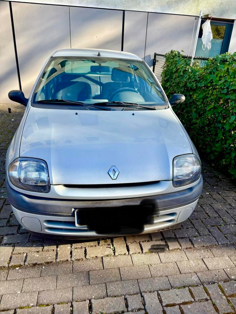 Renault clio 1.2 benzine, Euro 2, Handgeschakeld, 5 deurs, Particulier