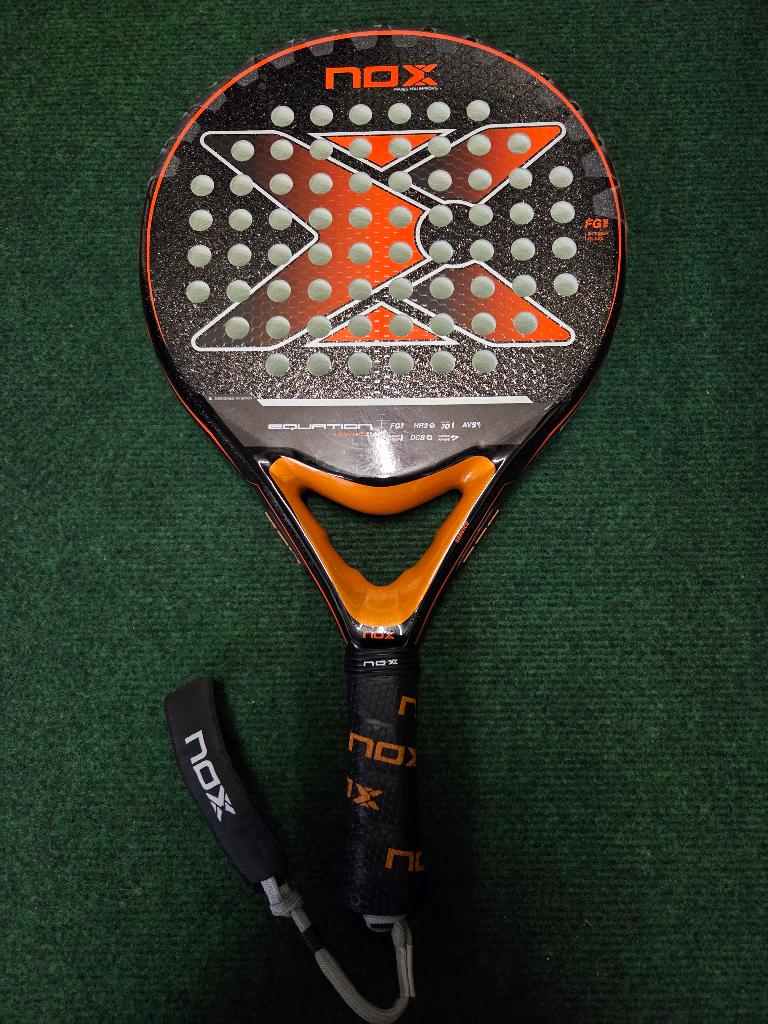 Nox Equation advanced serie, Sports & Fitness, Padel, Enlèvement ou Envoi, Comme neuf, Raquette de padel