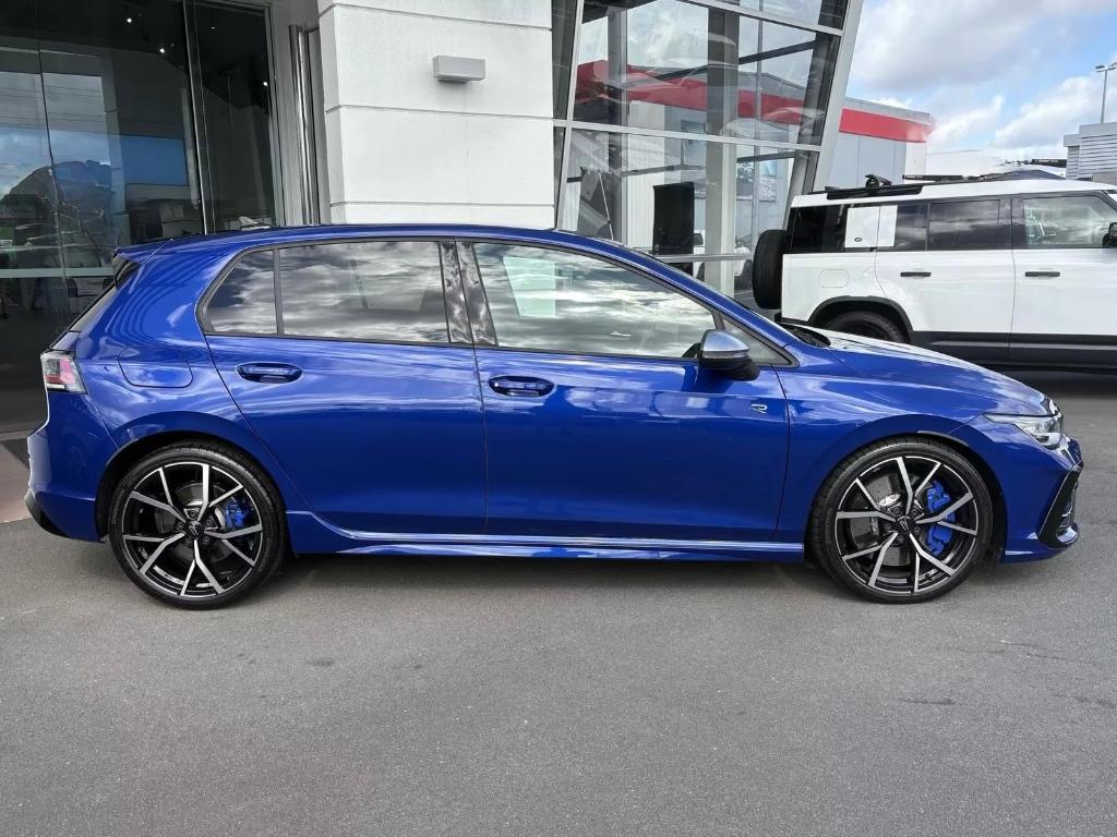 NEW GOLF R 333PK 4M MEGA VOL PERFORMAN/AKRAPOVIC/19/DCC/PARK, Automaat, Parkeerassistent, 1995 cc, 4 cilinders