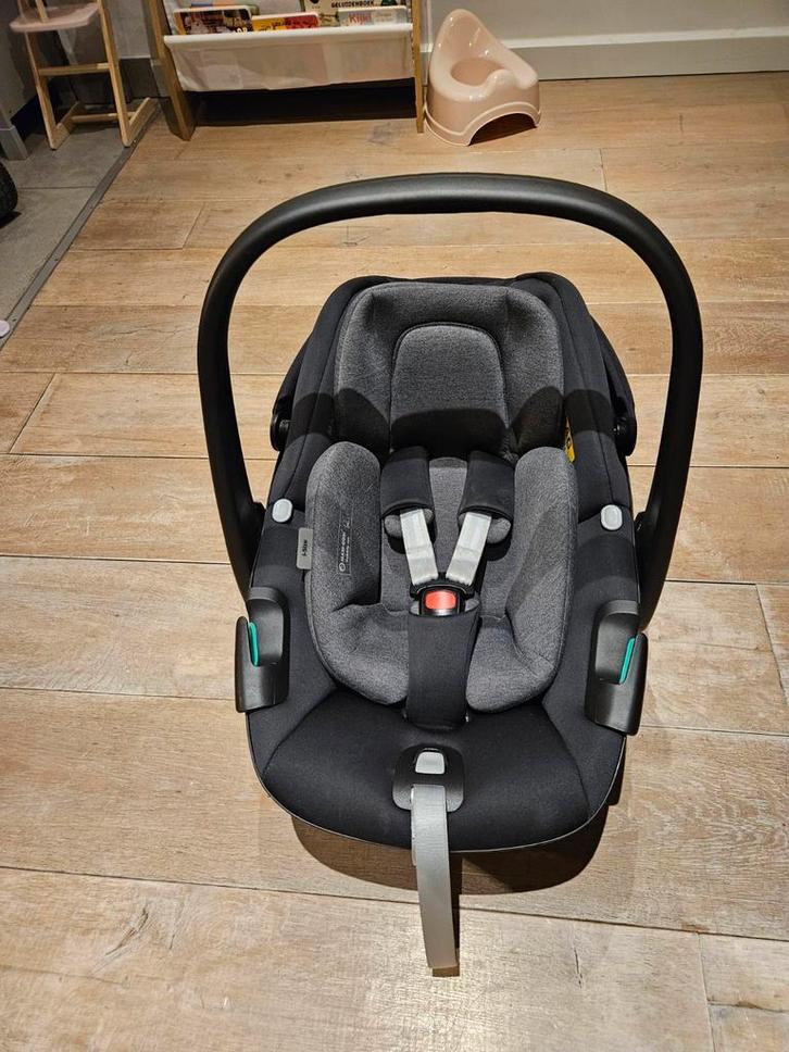 Maxi cosi pebble 360, Kinderen en Baby's, Autostoeltjes, Zo goed als nieuw, Maxi-Cosi, 0 t/m 13 kg, Autogordel of Isofix, Slaapstand