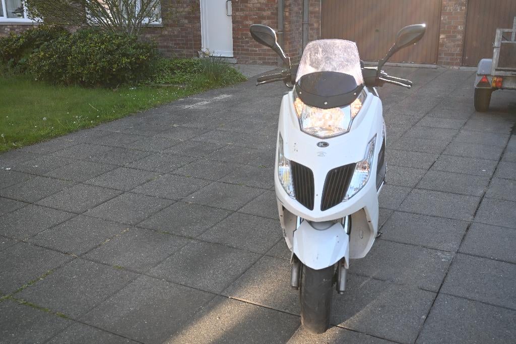 Kymco Dink 50 B Klasse, Fietsen en Brommers, Brommers | Overige merken, Gebruikt, Kymco, 0 versnellingen, Ophalen of Verzenden
