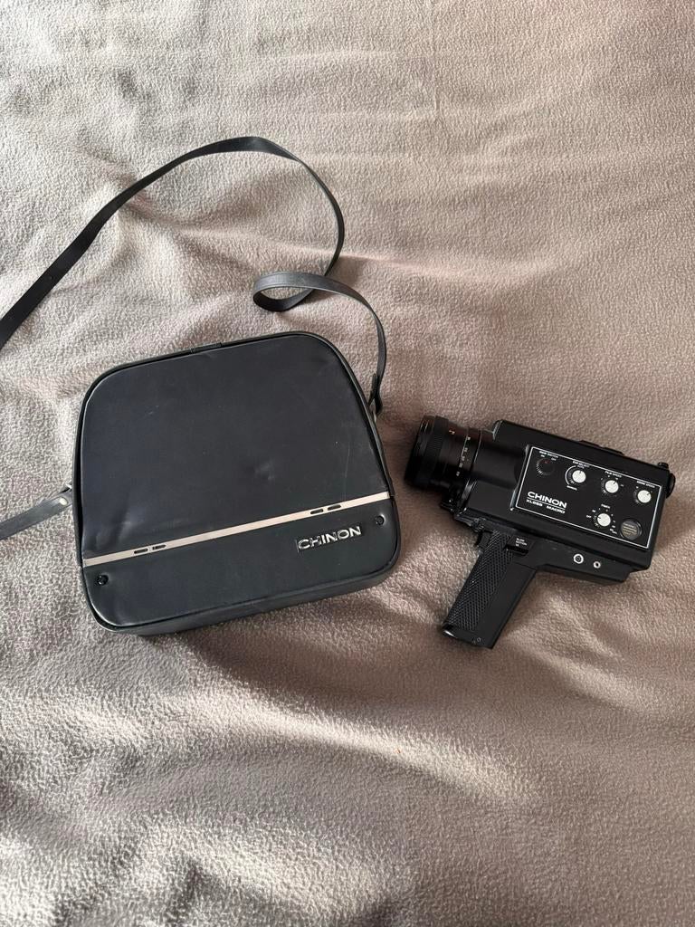 Chinon videocamera + tas, Audio, Tv en Foto, Ophalen