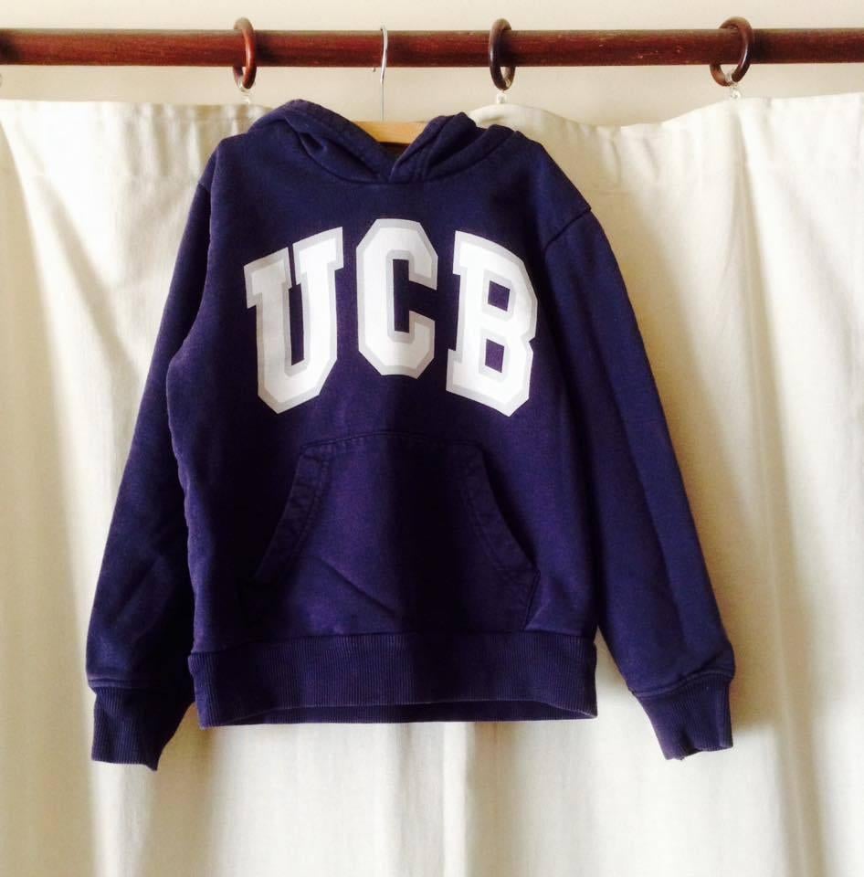 Sweat à capuche United Colors of Benetton 8 ans/128 cm, Garçon, Enlèvement ou Envoi, Pull ou Veste, Comme neuf