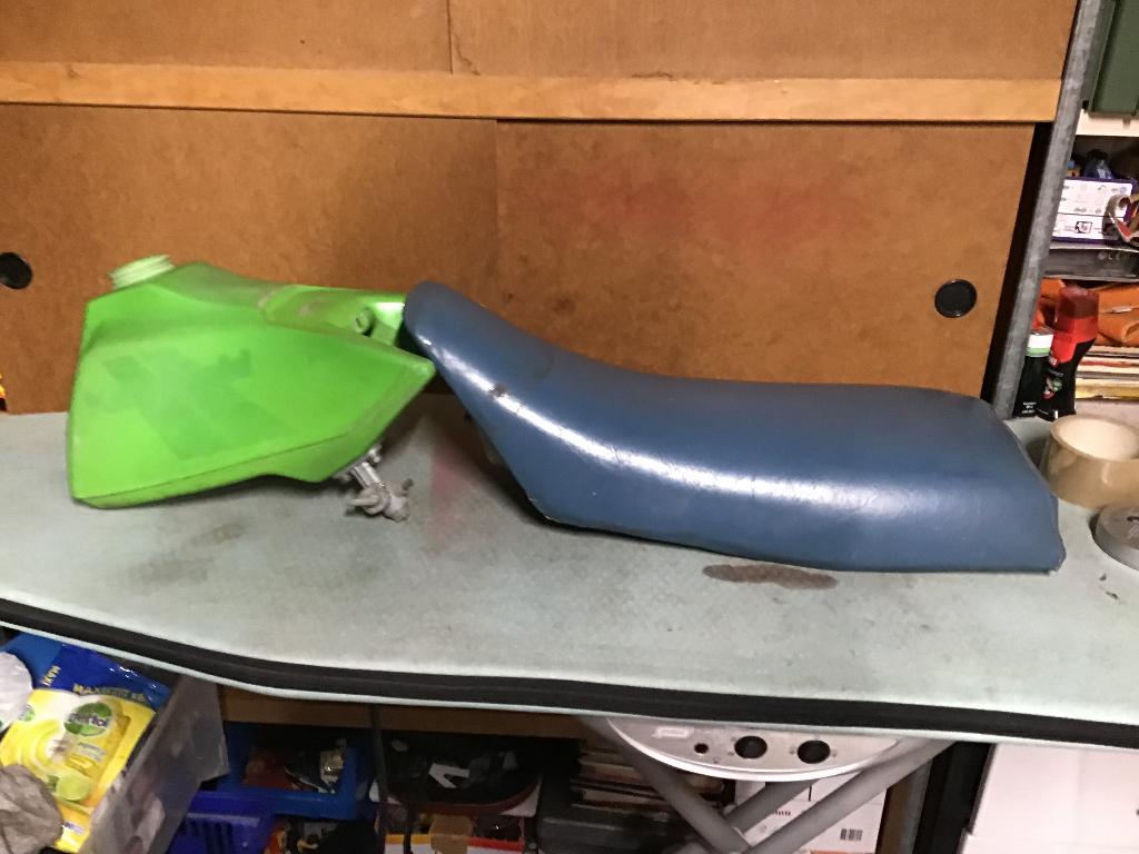 Réservoir et selle moto, Enlèvement ou Envoi, Utilisé