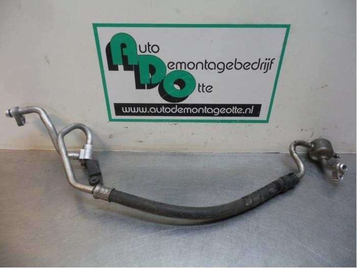 Tuyau clim d'un Lexus IS 200 (IS 200 99-), Autos : Pièces & Accessoires, Autres pièces automobiles, Lexus, Utilisé, 3 mois de garantie