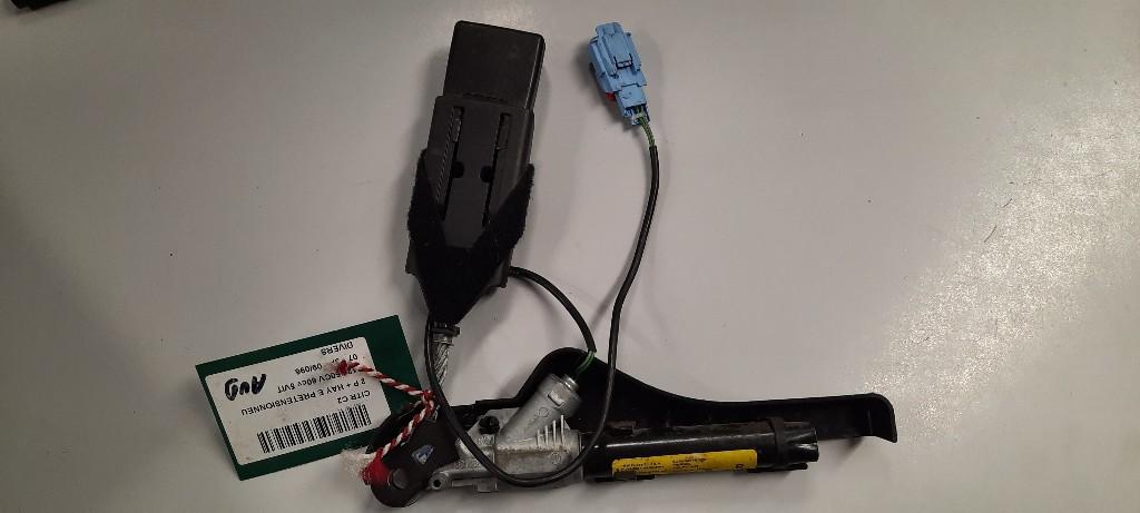 DIVERS DIVERS Citroën C2 (JM) (9639873877), Citroën, Mevr. I. Hauben, Utilisé, Rue de l'Espoir 34 34
4030  GRIVEGNÉE, BE