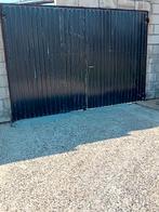 Ijzeren poort en deur van te slopen loods, Ophalen, Gebruikt, Buitendeur, Metaal