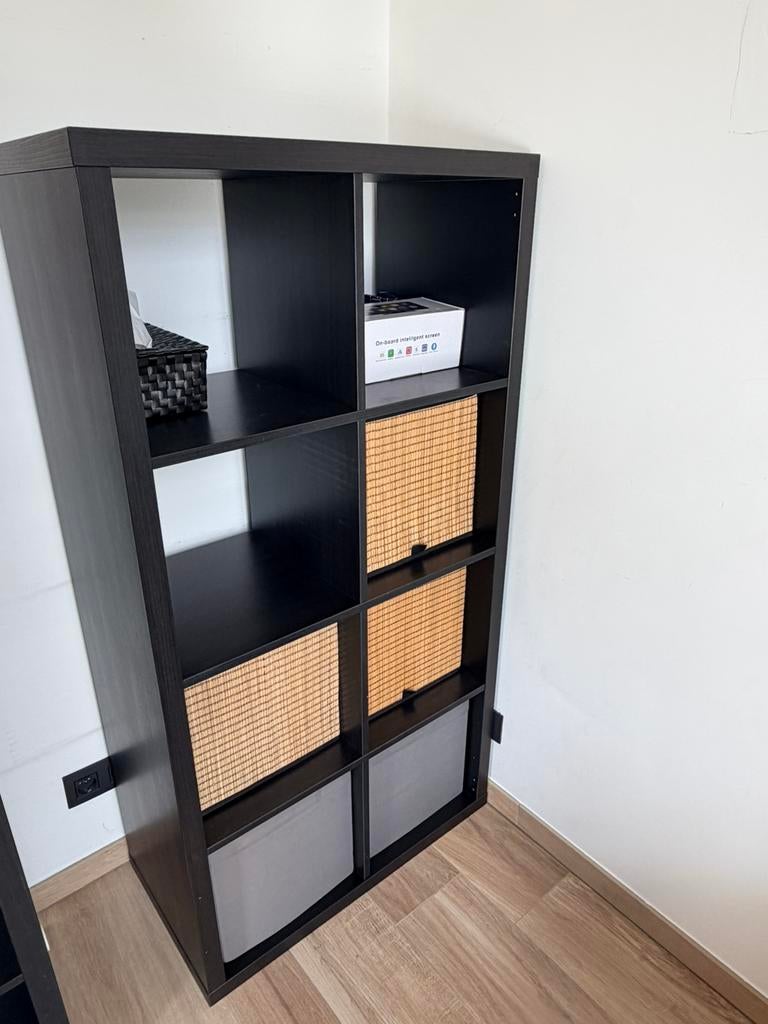 Kallax kast, Ophalen, Gebruikt, 100 tot 150 cm, Meerdere deuren