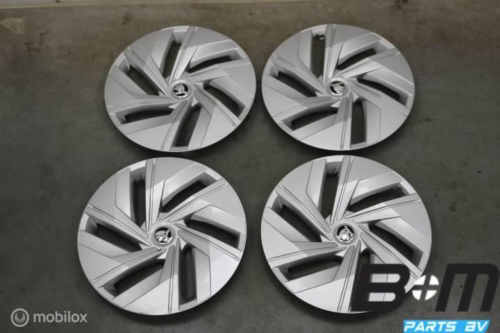 Set originele 18 inch wieldoppen Skoda Enyaq 5LA601147, Gebruikt, Band(en)