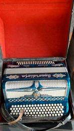 Accordeon met knoppen, Muziek en Instrumenten, Ophalen, Gebruikt, Met koffer, Accordiola