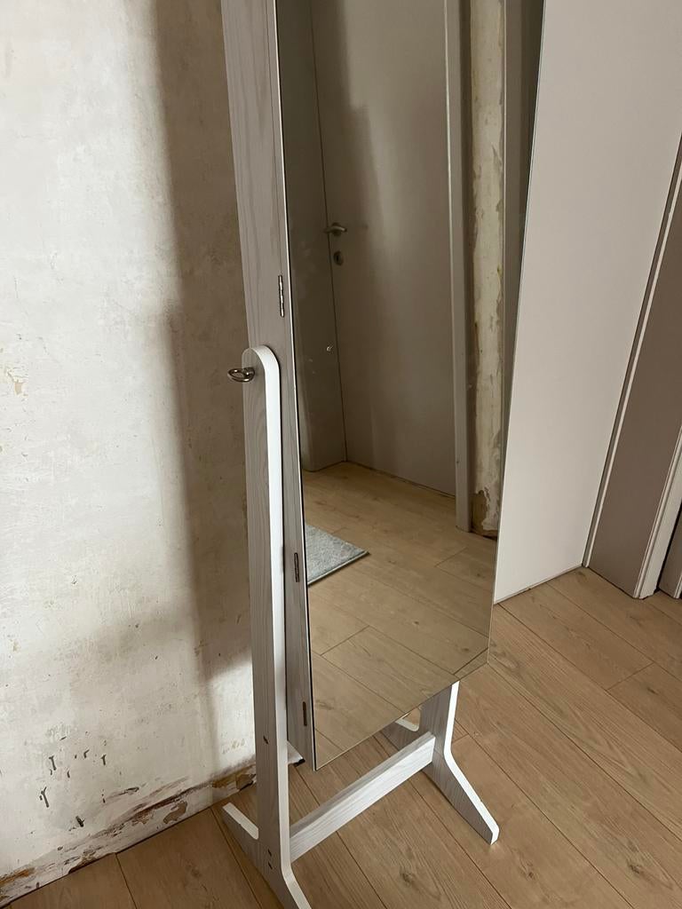 Spiegel met juwelenkast, Ophalen, Zo goed als nieuw