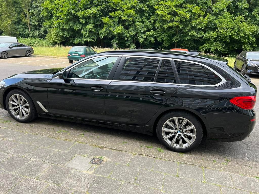 Bmw 520d touring Automaat 2019, Auto's, Automaat, Euro 6, Zwart, Leder