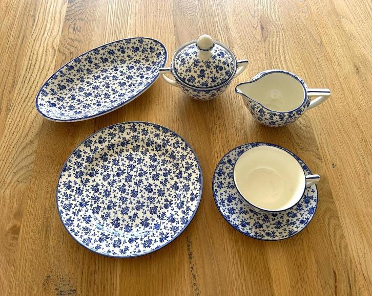 Petrus Regout Maastricht Annam 6 pers koffie servies 22 stks, Antiek en Kunst, Antiek | Servies los, Ophalen of Verzenden