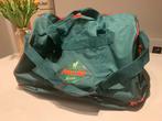 Grand sac de sport vintage Palm - Bière belge, Bijoux, Sacs & Beauté, Sacs | Sacs de voyage & Petits Sacs de voyage, Enlèvement ou Envoi