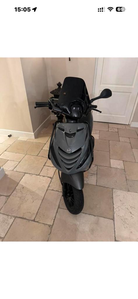 Zip 4tkt 2v B klasse, Fietsen en Brommers, Brommeronderdelen | Scooters, Zo goed als nieuw, Ophalen