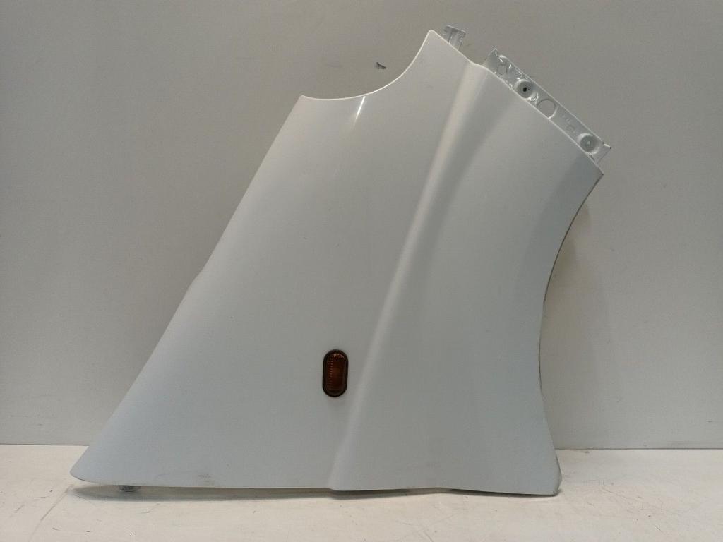 Voorscherm rechts Opel Vivaro, Onderdelen@venauto.nl, Van der Ven Autorecycling B.V., Gebruikt, Ettenseweg 76, 4706 PB Roosendaal, The Netherlands