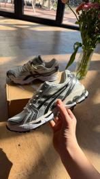 Asics gel kayano 14, Kleding | Heren, Schoenen, Ophalen of Verzenden, Zo goed als nieuw, Sportschoenen, Zwart