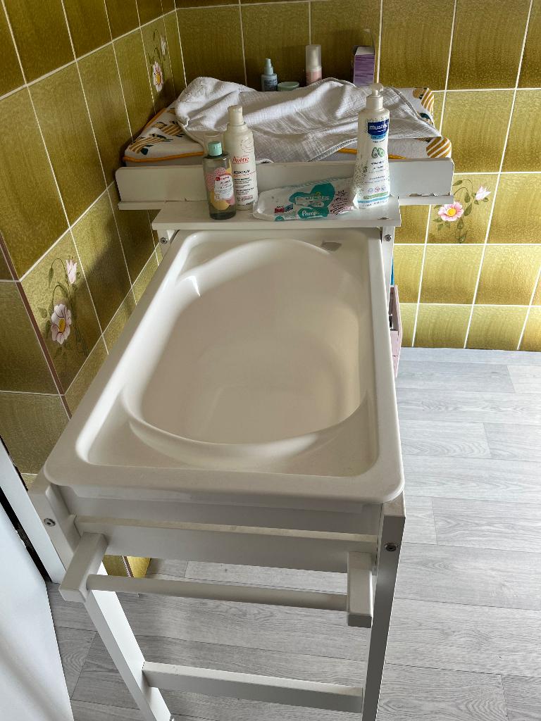 Babybad + luiertafel in 1, Ophalen, Gebruikt, Badje, Overige merken