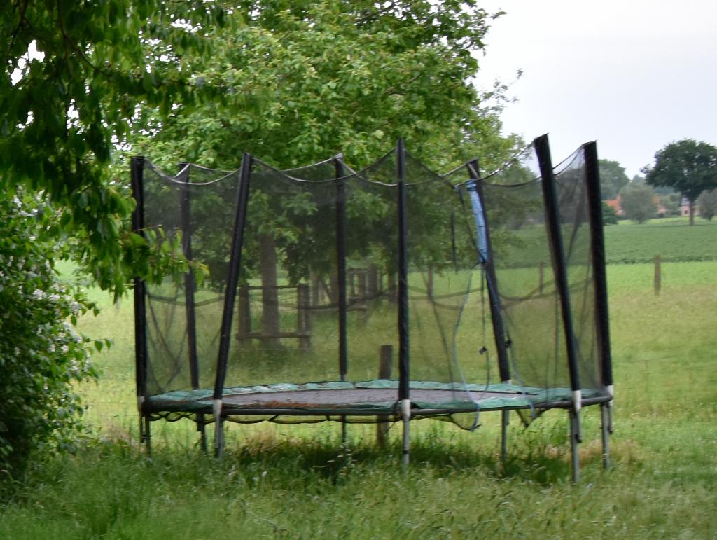 Trampoline, Enlèvement, Utilisé