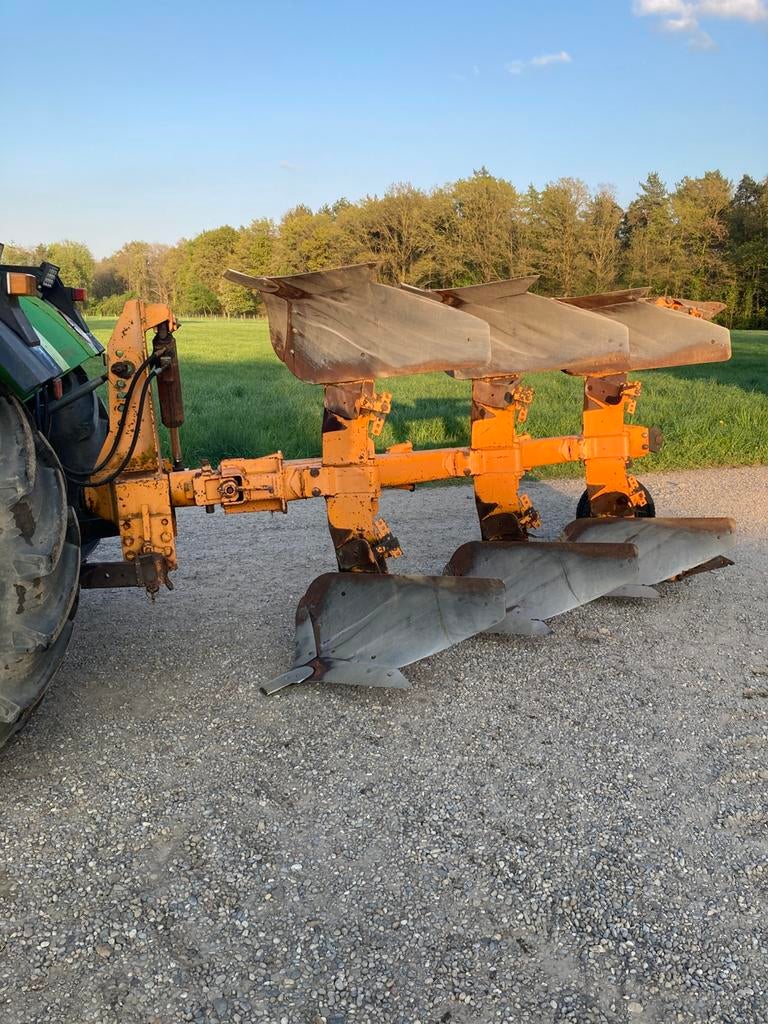 Huard 3 schaar ploeg, Ophalen