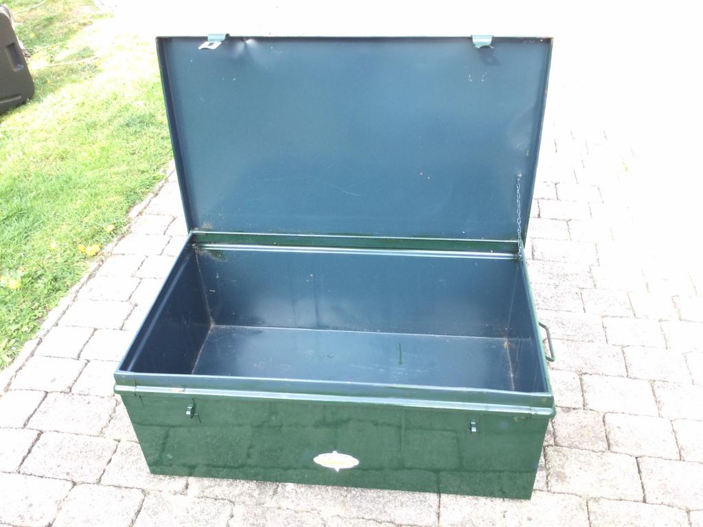 Metalen kist  15€, Ophalen, 50 tot 100 cm, Zo goed als nieuw, Metaal