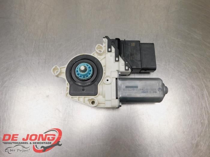 Moteur de vitre portière d'un Volkswagen Golf, Volkswagen, -, 3 mois de garantie, Utilisé