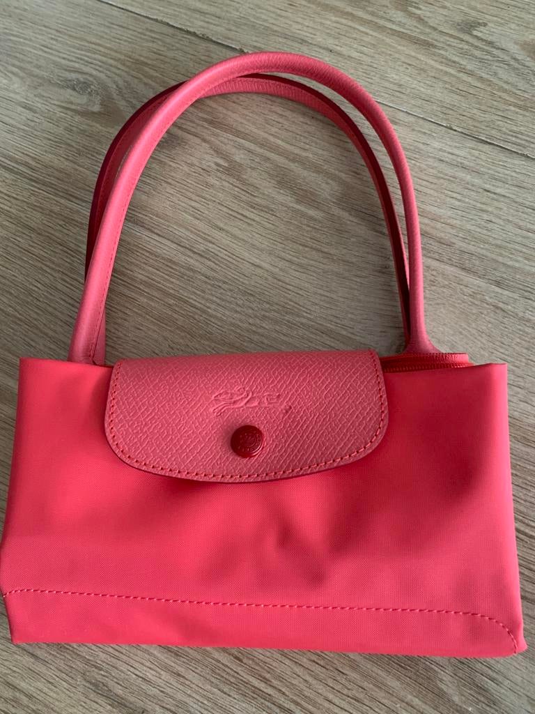 Sac à main Le Pliage Green M Longchamp corail, Enlèvement, Neuf, Sac à main