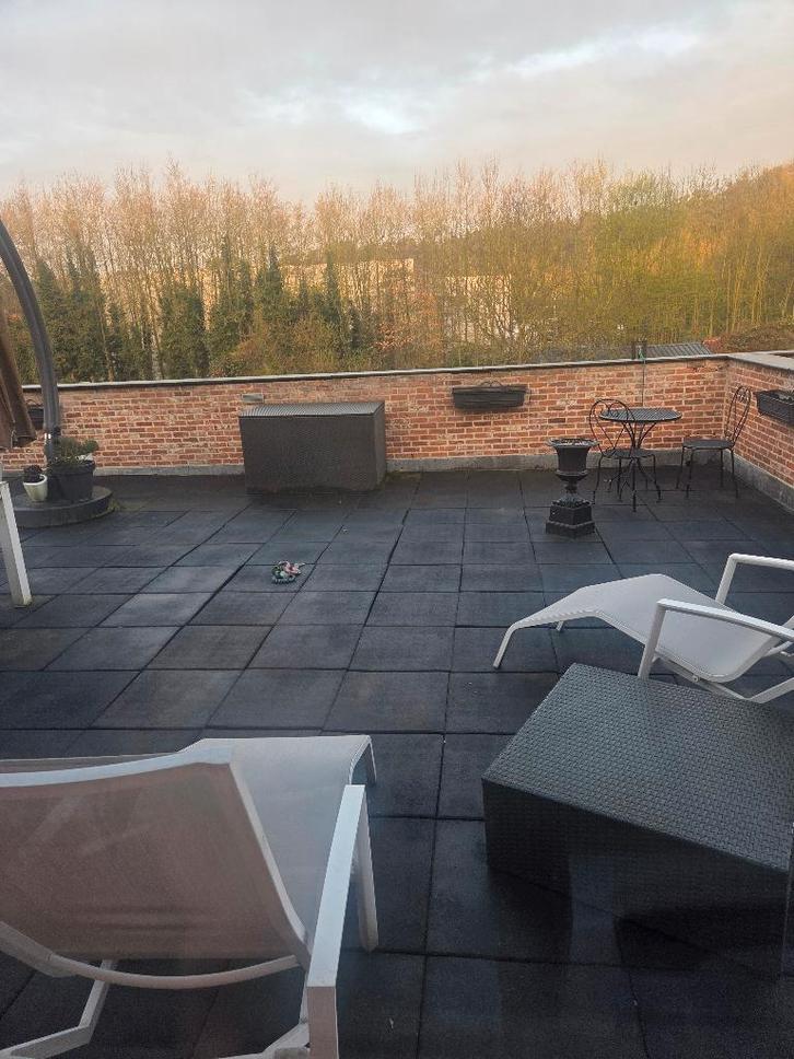 rubber terras tegels 118 m² ongeveer 400 stuks gratis, Tuin en Terras, Tegels en Klinkers, Gebruikt, Terrastegels, Rubber, 10 m² of meer