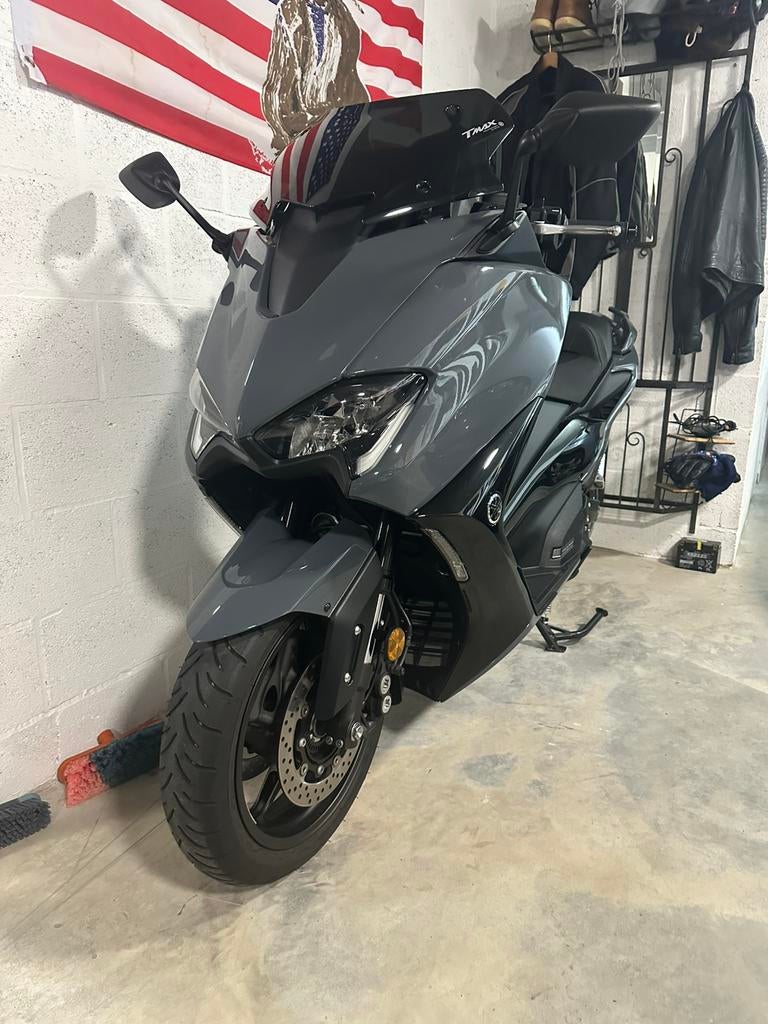 Techmax 560 état show rom, Motos, Scooter, 2 cylindres, Poignées chauffantes, 562 cm³