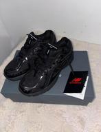 New balance 1906 comme des garçons, Vêtements | Femmes, Combinaisons, Enlèvement ou Envoi, Neuf, Noir