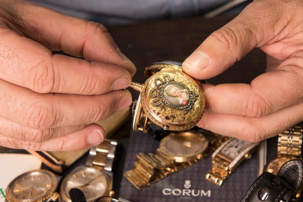 ik koop en verzamel horloges ook indien niet werkend, Handtassen en Accessoires, Horloges | Heren, Gebruikt, Polshorloge, Overige materialen